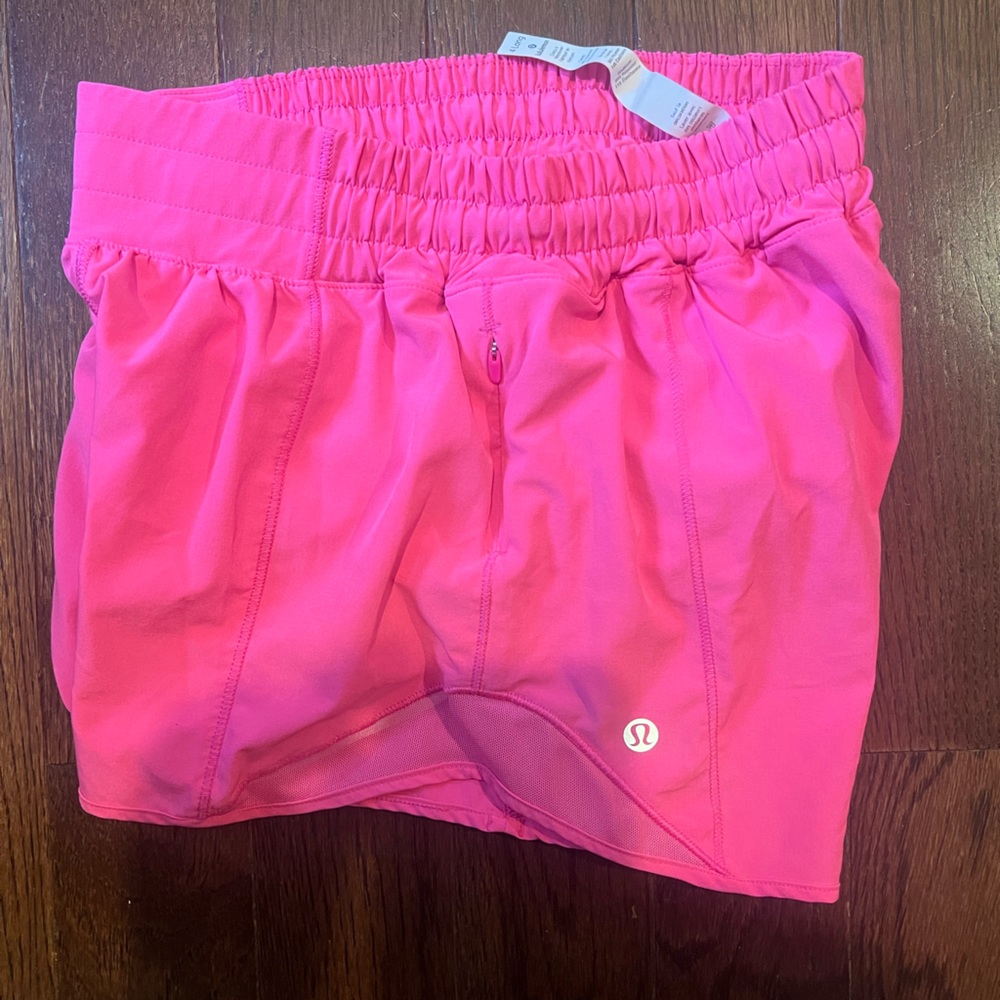 Lululemon Hotty Toddy Shorts 4” hot pink